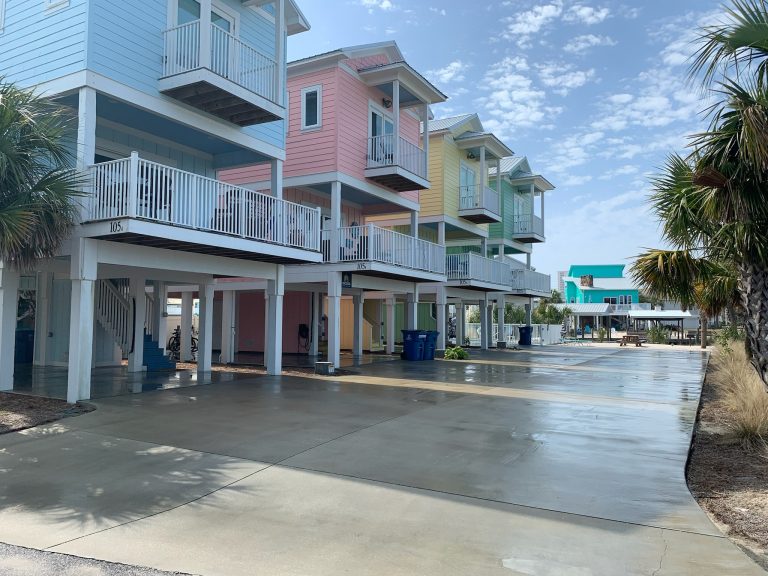 Soft Washing beach homes in Gulf Shores