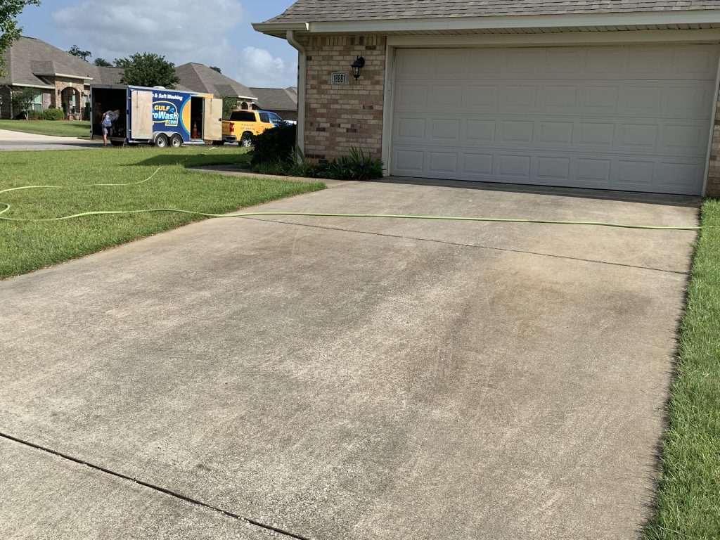 Dirty driveway in Gulf Shores